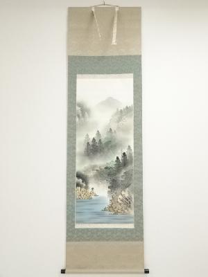 春水筆　彩色山水図　肉筆絹本掛軸（共箱）